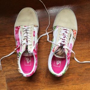 Super Cute Beachy Vans!